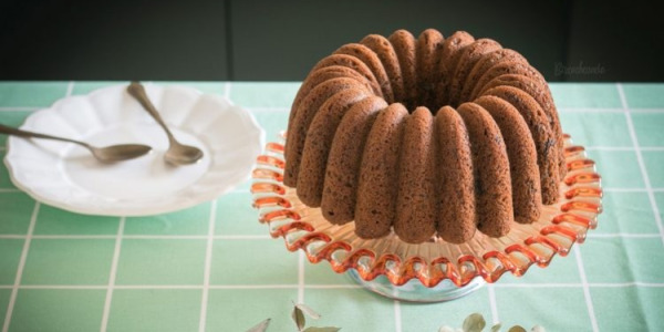 Bundt cake de chocolate y nueces