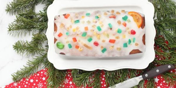 Bizcocho de Navidad con frutas y nueces